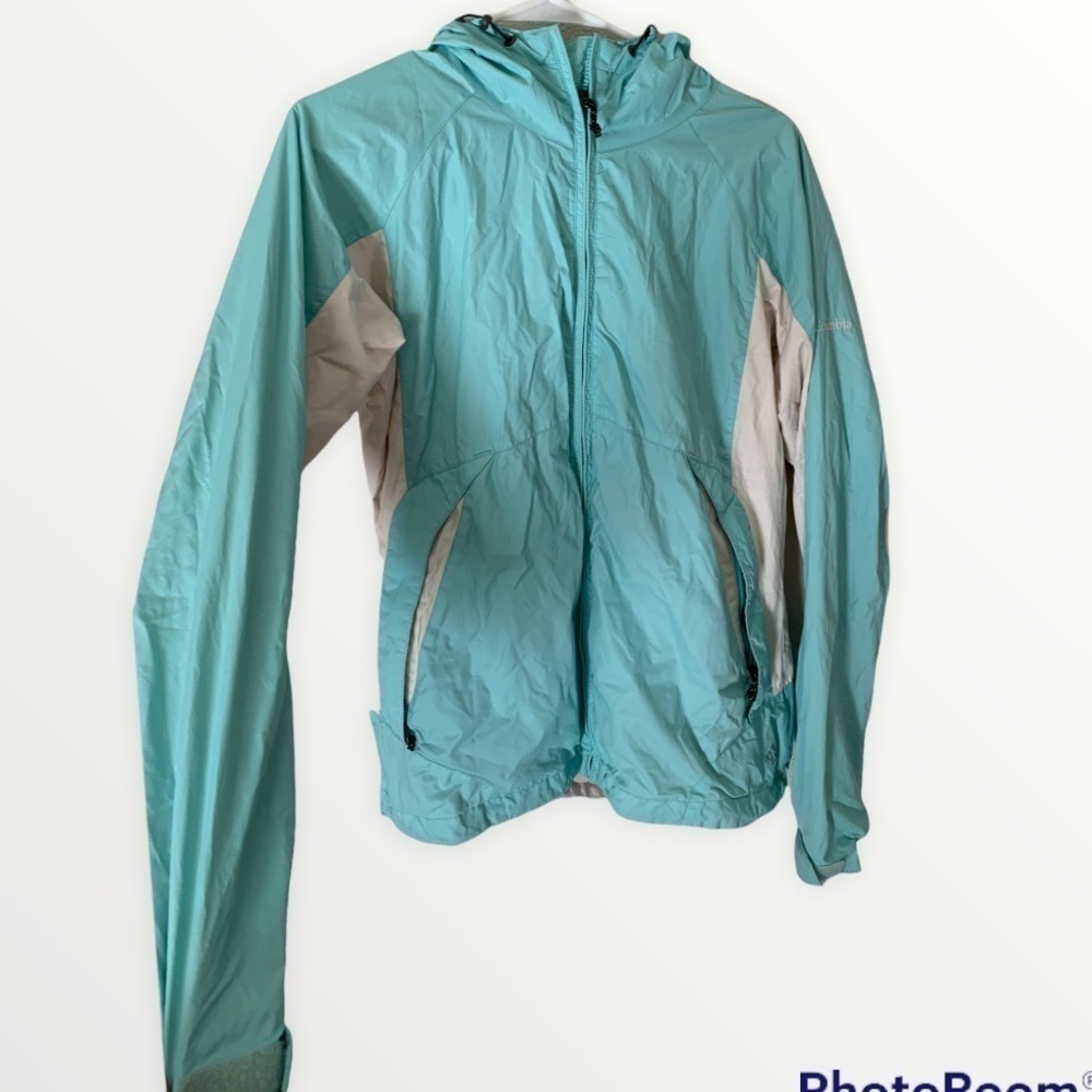 Columbia Blue and White Windbreaker Size S